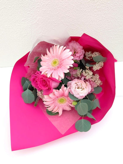 B-0552【可愛らしいイメージの方へオススメ】キュートピンク花束